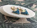 WL_earings_model2_2.webp